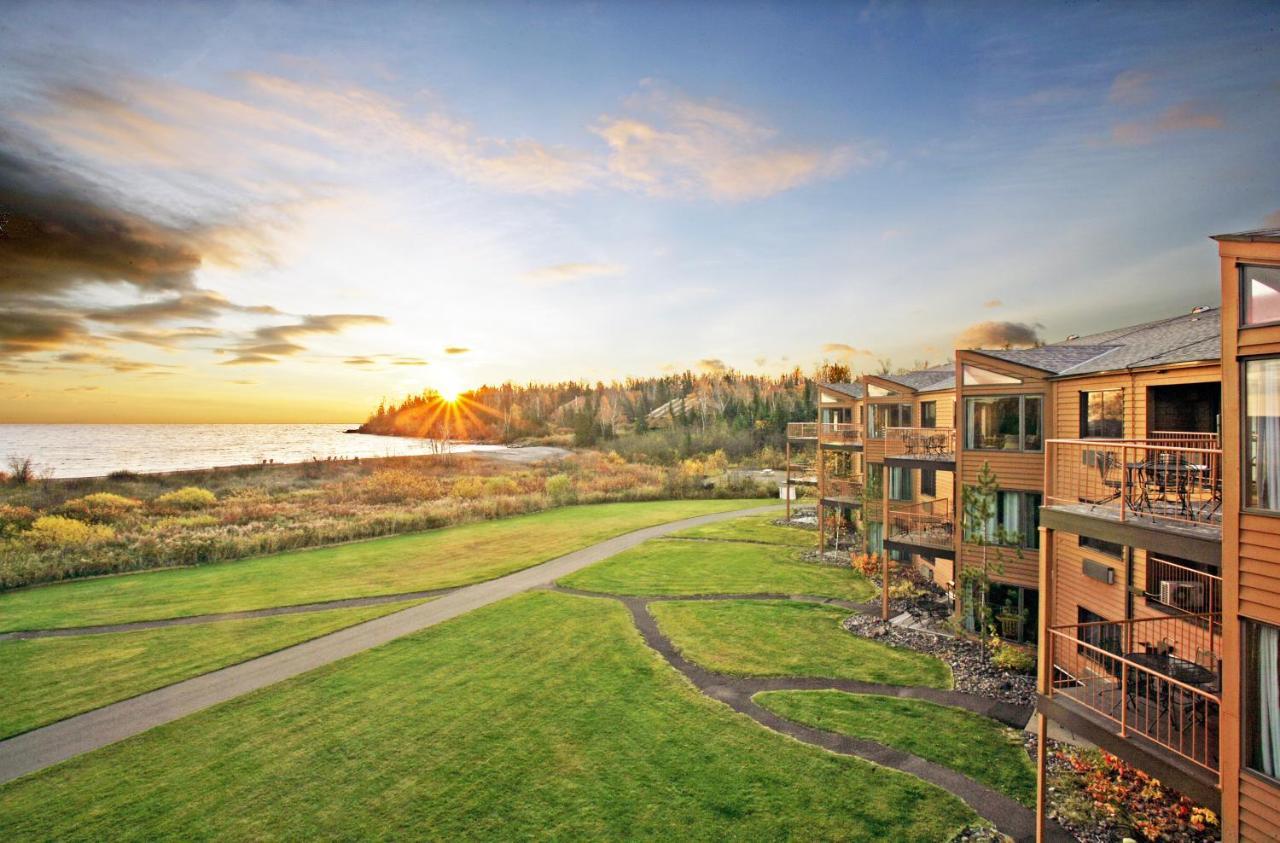 Superior Shores Resort トゥーハーバーズ エクステリア 写真