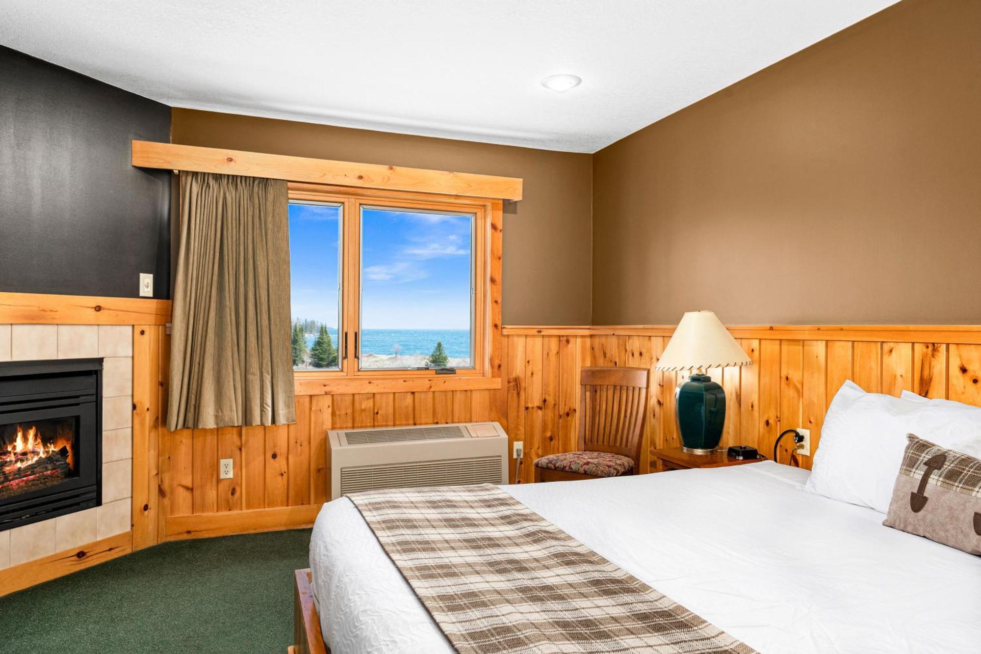 Superior Shores Resort トゥーハーバーズ エクステリア 写真